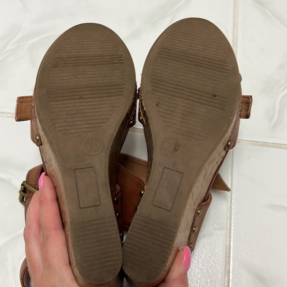 Mossimo Supply Co. Wedges - Picture 7 of 9